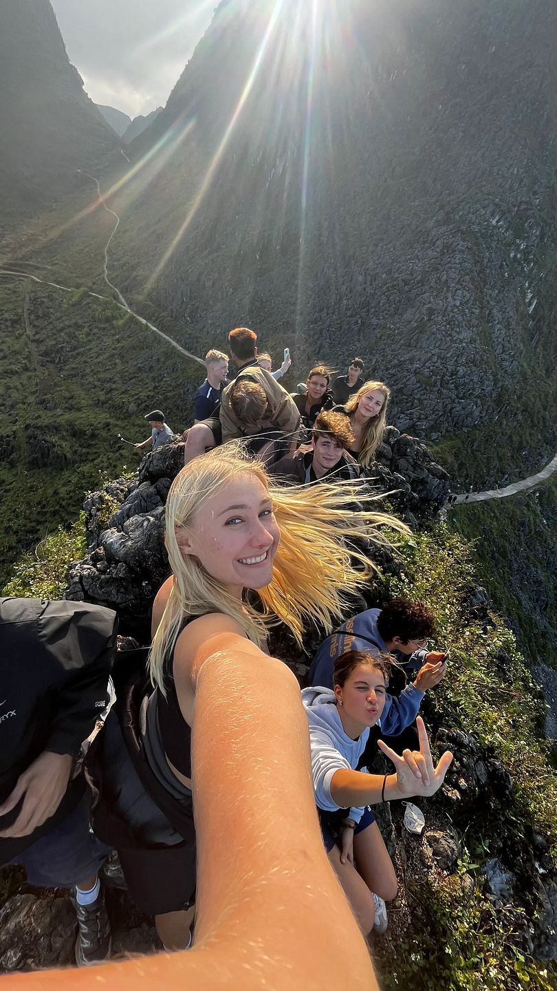 TravelWithElla - Adventure Coaching