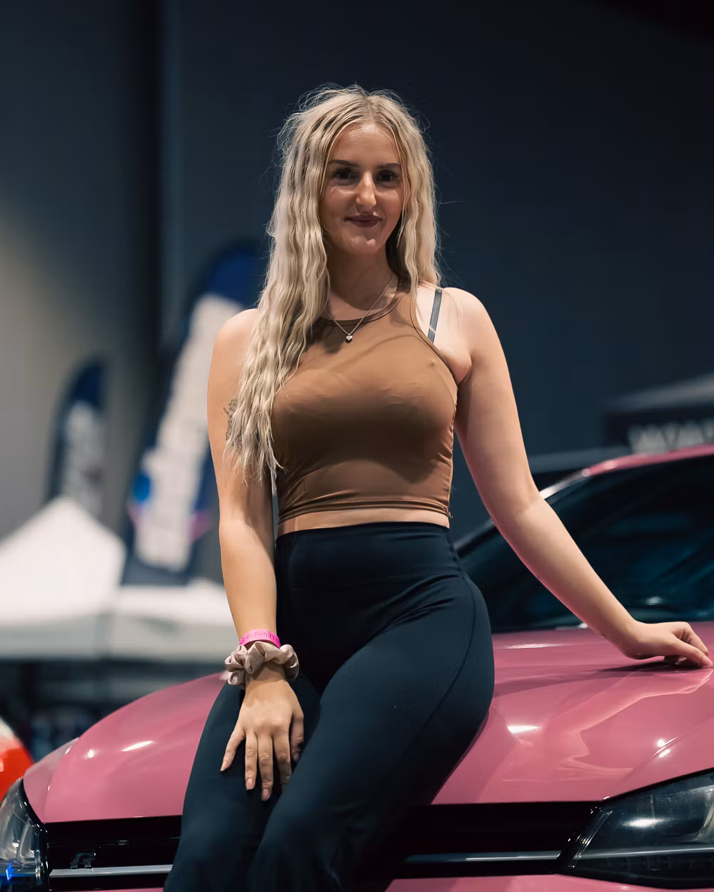 file_Uixr85ElYSIKZ