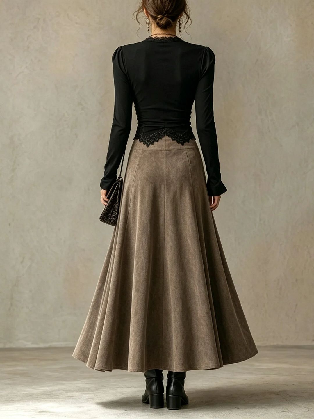 Albane | Ensemble Top en Dentelle et Jupe Maxi Suédine, Noir et Taupe