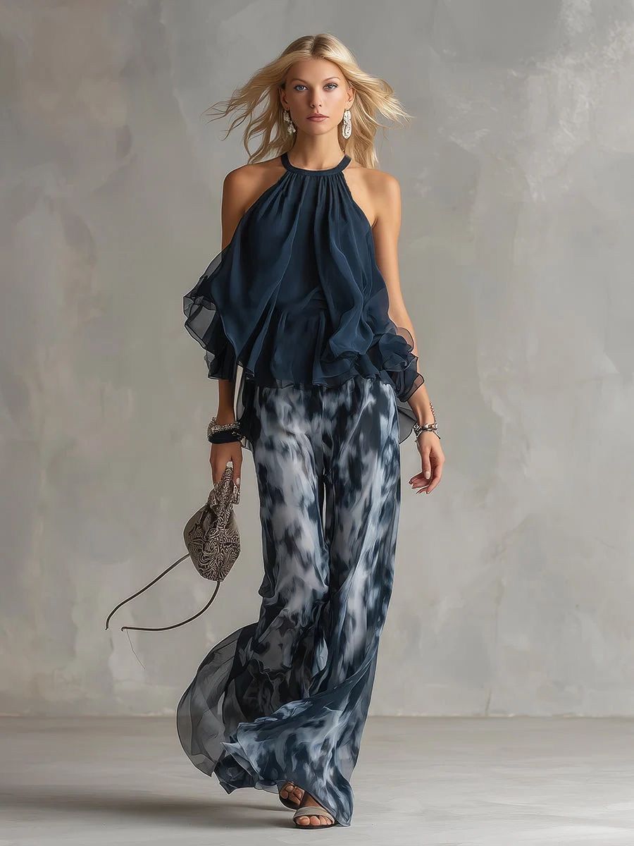 Chloé | Ensemble élégant avec haut dos nu bleu marine et pantalon large imprimé