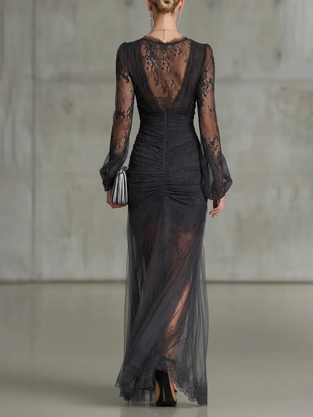 Tessa | Robe Transparente Froncée en Dentelle