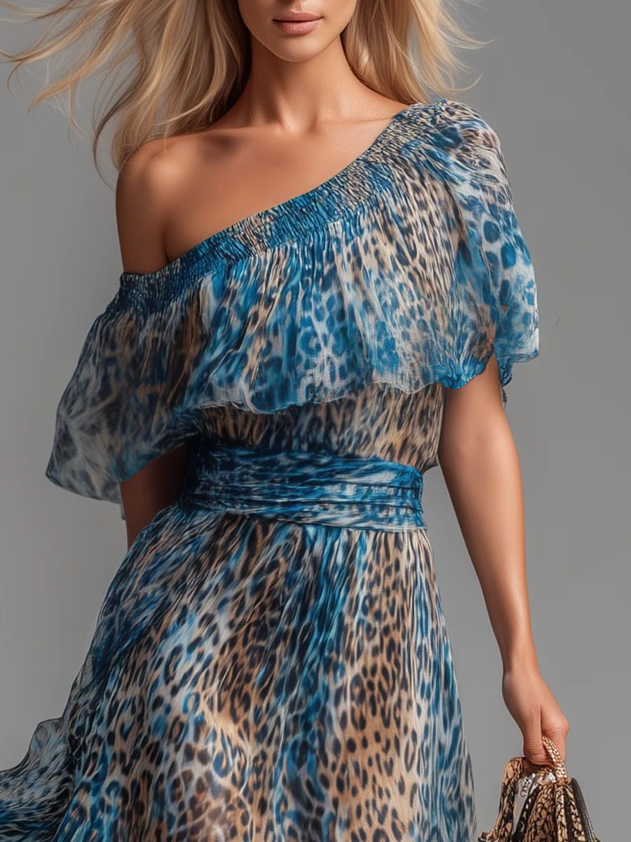 Sauvage | Robe longue en mousseline à imprimé léopard et épaules dénudées