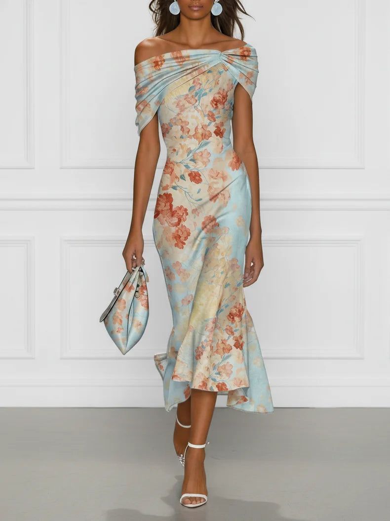 Victoire | Robe midi sirène à épaules dénudées et imprimé floral bleu