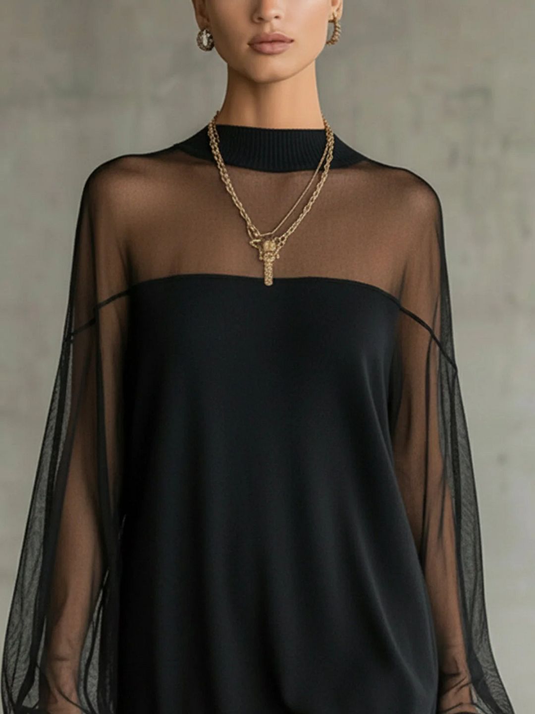 Domitille | Mini Robe Noire, Manches en Résille Transparente, Col Haut