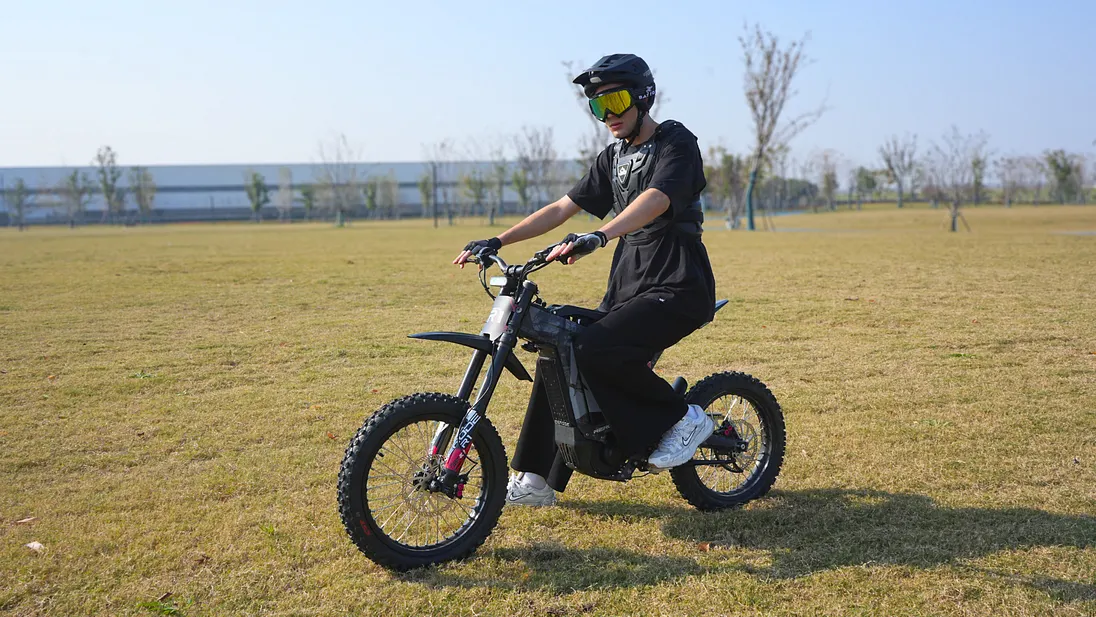 Eunorau R1-17 Full Suspension 4000W Electric Dirt Bike | Compact 17" Wheels | 55 MPH