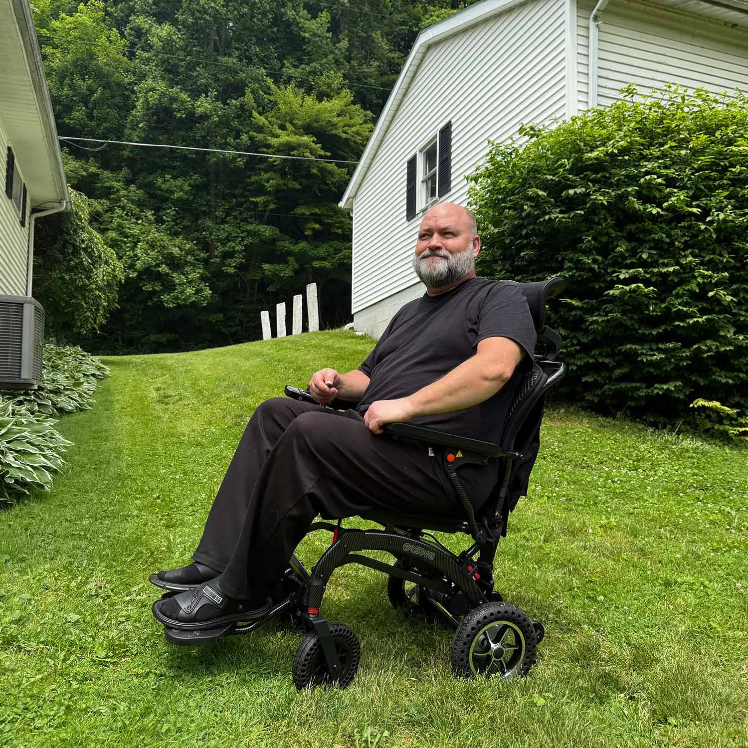 EASWE B10 foldable electric wheelchair with headrest