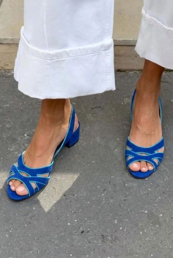 Flat Interlocking Peep-Toe Cut-Out Sandals