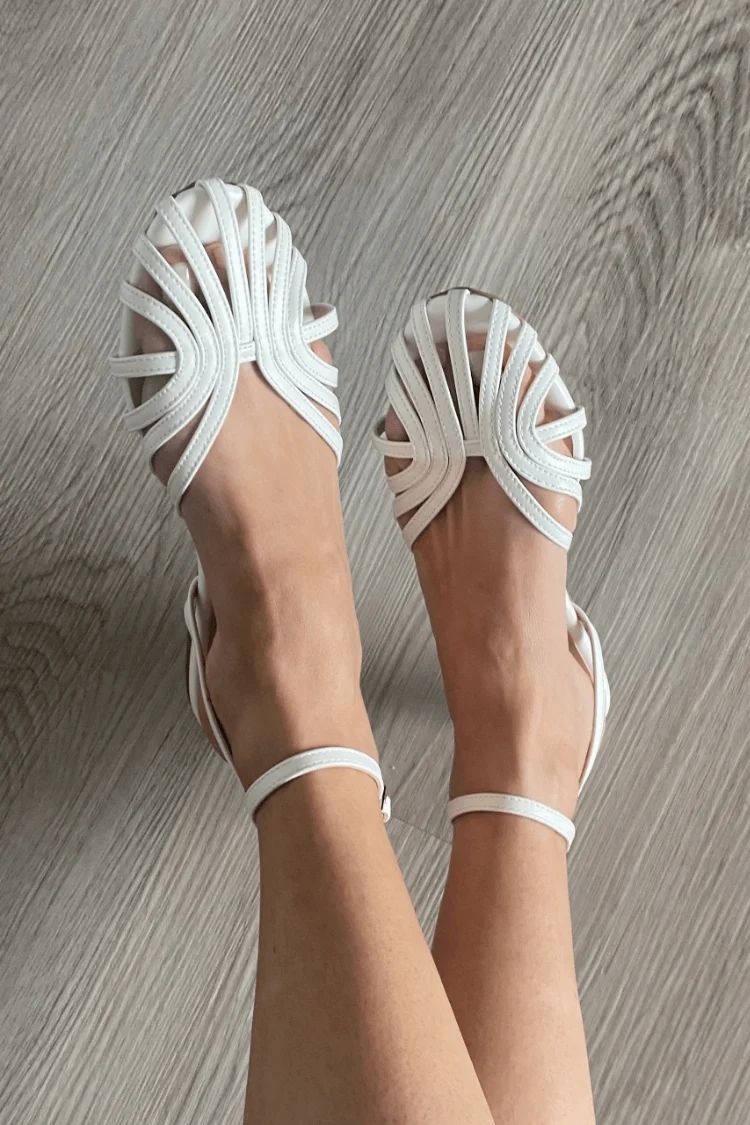 Solid-Colour Round-Toe Cut-Out Flats with Ankle Strap
