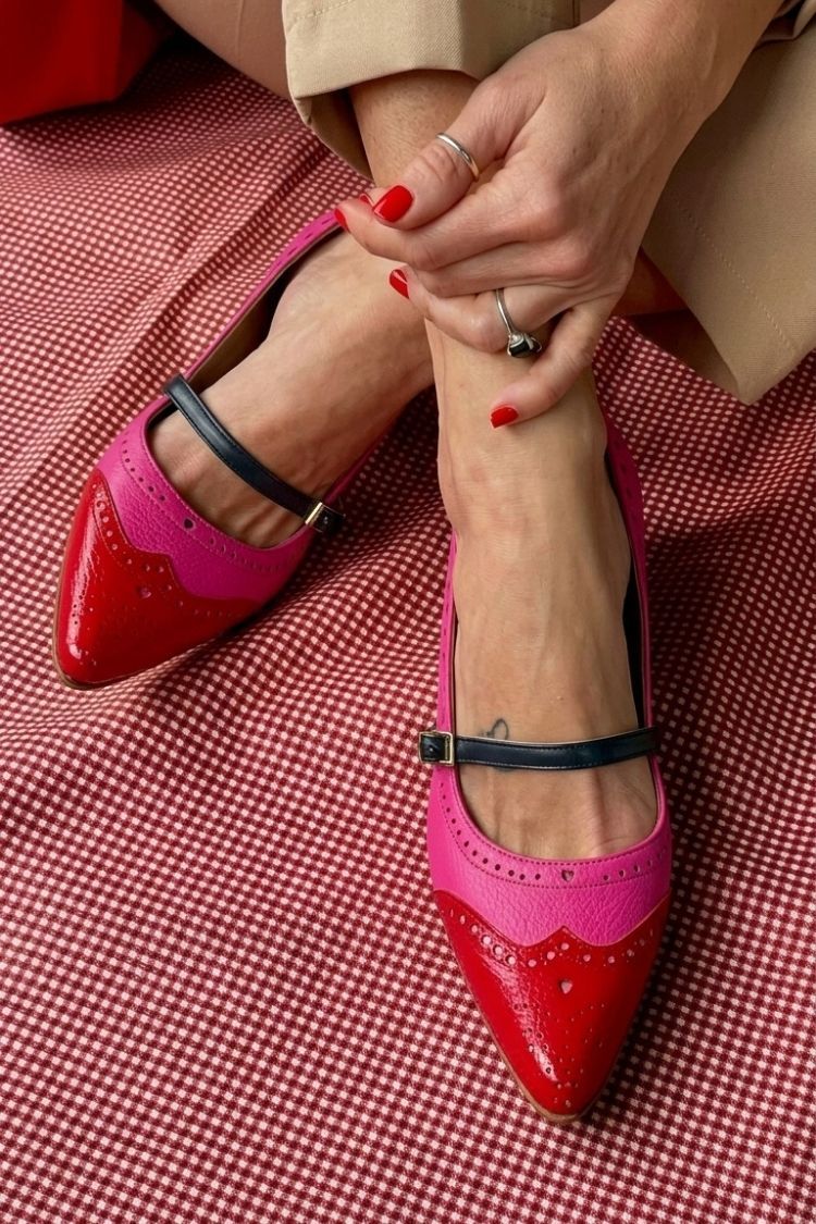White Colour-Block Pointed-Toe Low Heels with Buckled Instep Strap