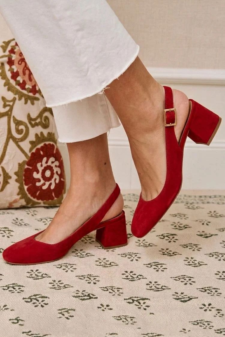 Simple Khaki Square-Toe Chunky Slingback Heels with Buckle