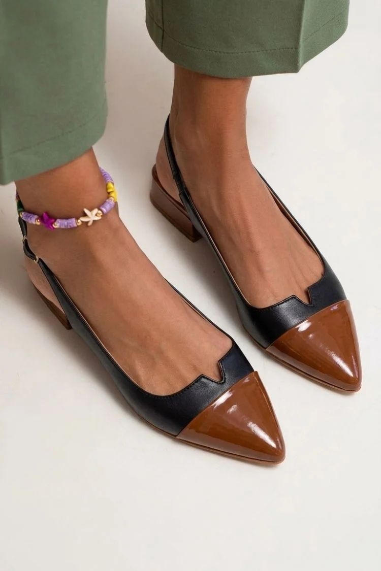 Colour-Block Pointed-Toe Cut-Out Slingback Flats with Buckle