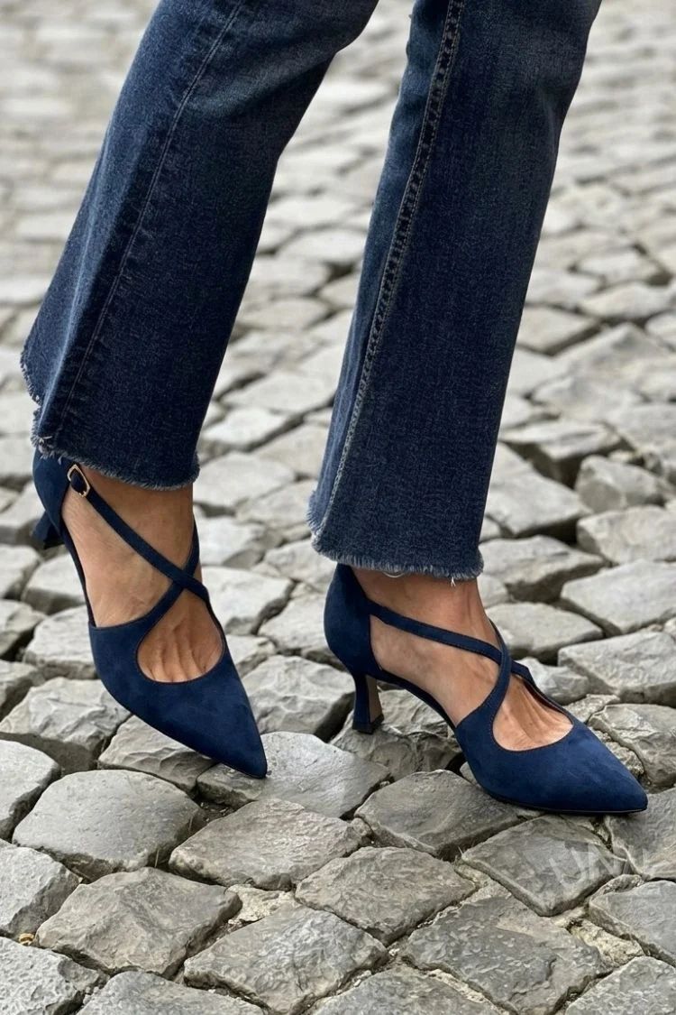 Khaki Solid-Colour Pointed-Toe Low Heels with Buckle and Crossover Straps