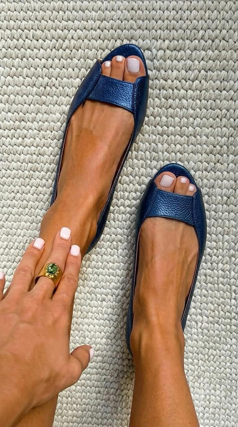 Chic Champagne Gold Metallic Open-Toe Flats