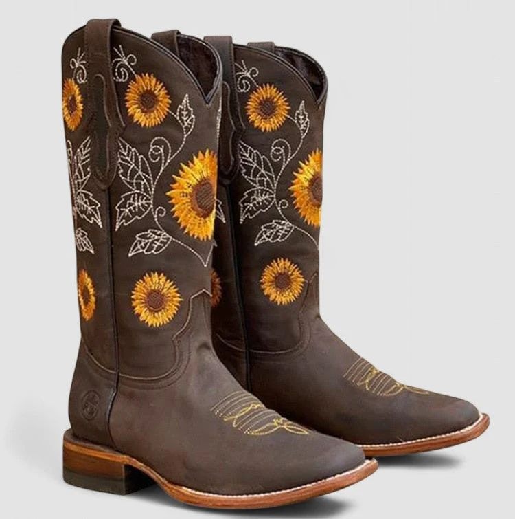 Savina | Floral Embroidered Western Boots