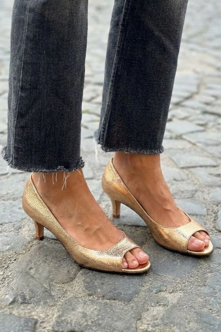 Chic Champagne Gold Metallic Peep-Toe Kitten Heels