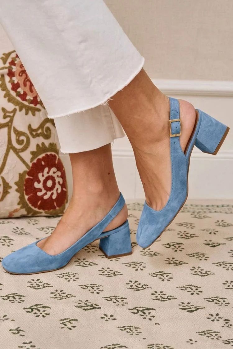 Simple Khaki Square-Toe Chunky Slingback Heels with Buckle