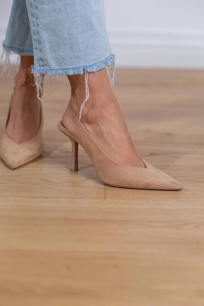 Beige Solid-Colour Pointed-Toe Kitten Heels