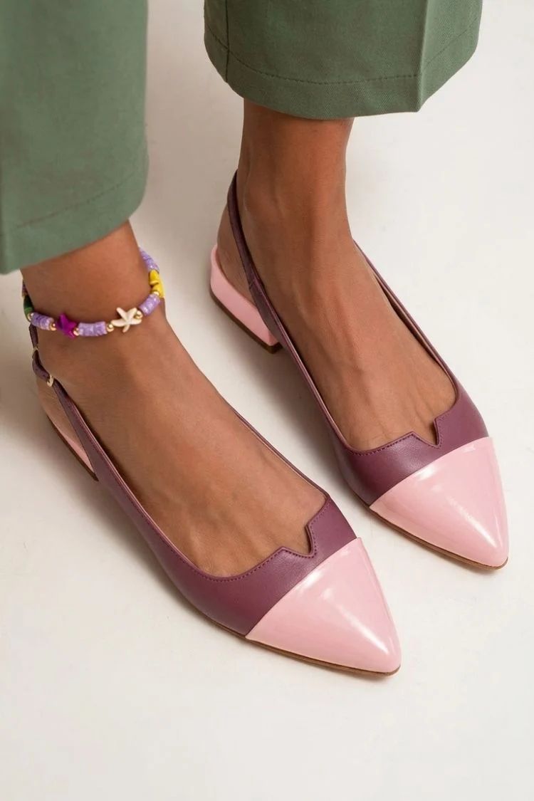 Colour-Block Pointed-Toe Slingback Flats with Buckle and Cut-Outs