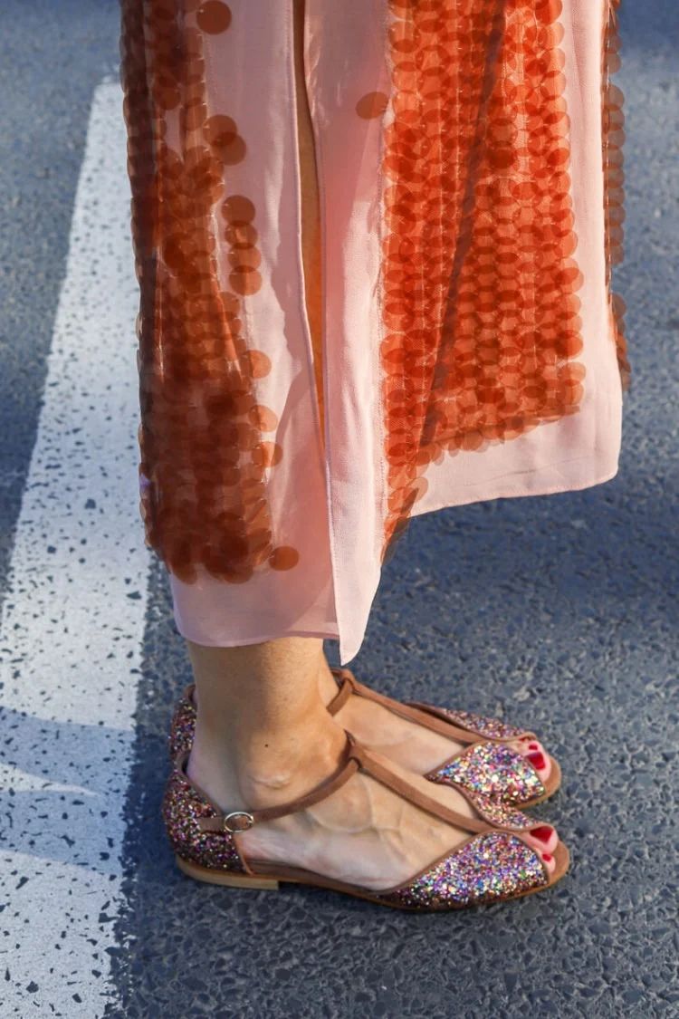 Glitter Flat Open-Toe Sandals with T-Bar Strap