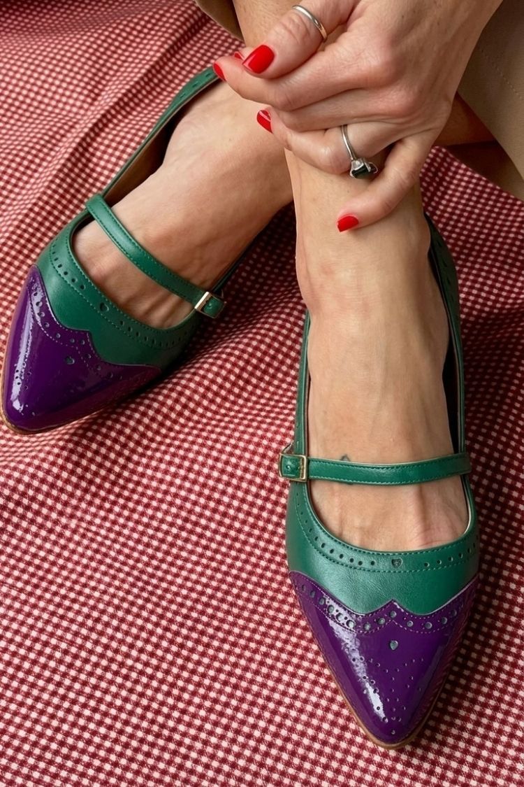White Colour-Block Pointed-Toe Low Heels with Buckled Instep Strap