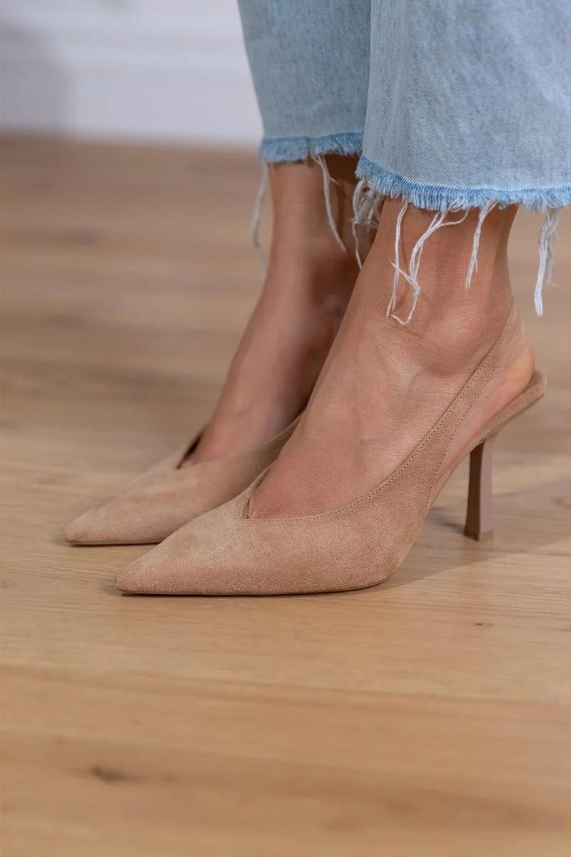 Beige Solid-Colour Pointed-Toe Kitten Heels