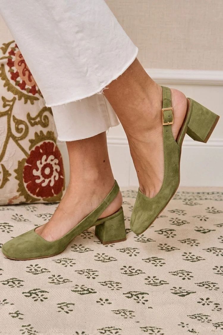 Simple Khaki Square-Toe Chunky Slingback Heels with Buckle