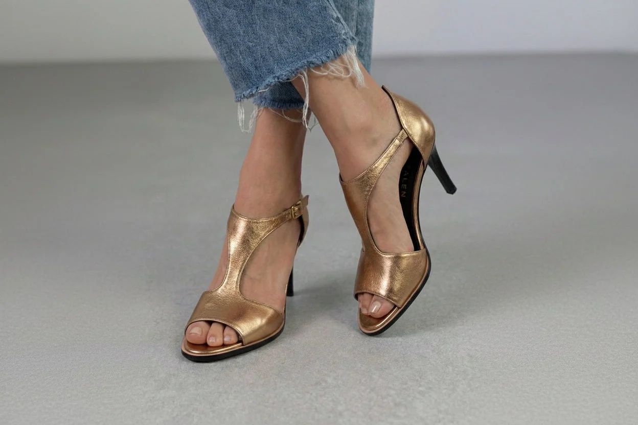 Chic Gold Peep-Toe Stiletto Sandals with Fine Strap Detail