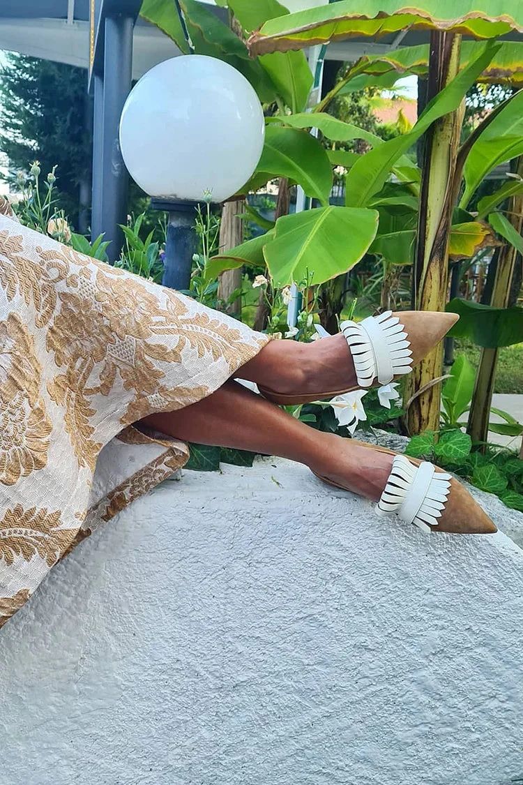 Casual Colour-Block Pointed-Toe Flats with Faux Leather Tassels