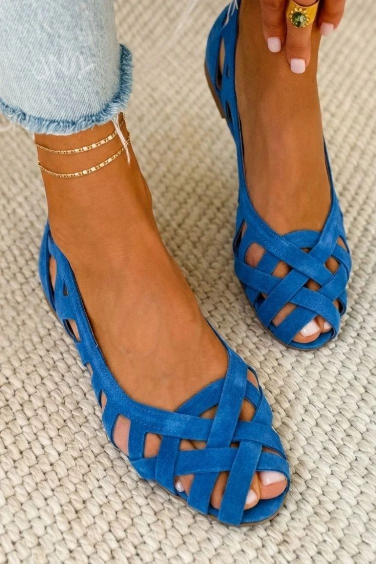 Casual Flat Woven Open-Toe Sandals with Crossover Straps