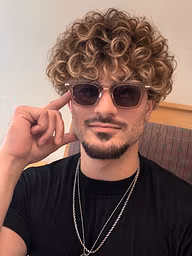 Profile picture