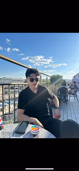 Profile picture