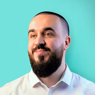 Link Up Community by Jasmin Alic logo