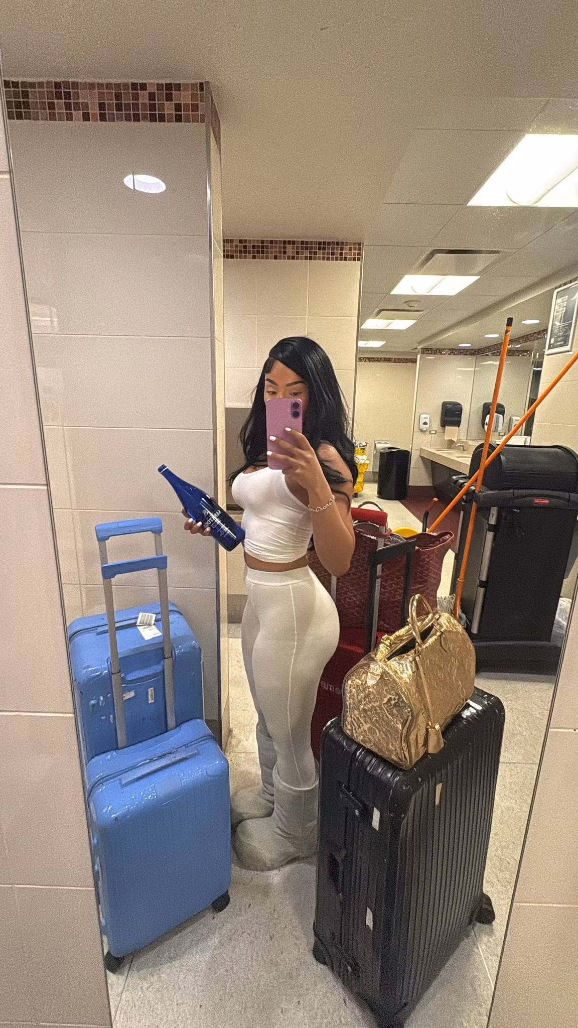 Rubi Rose Clips