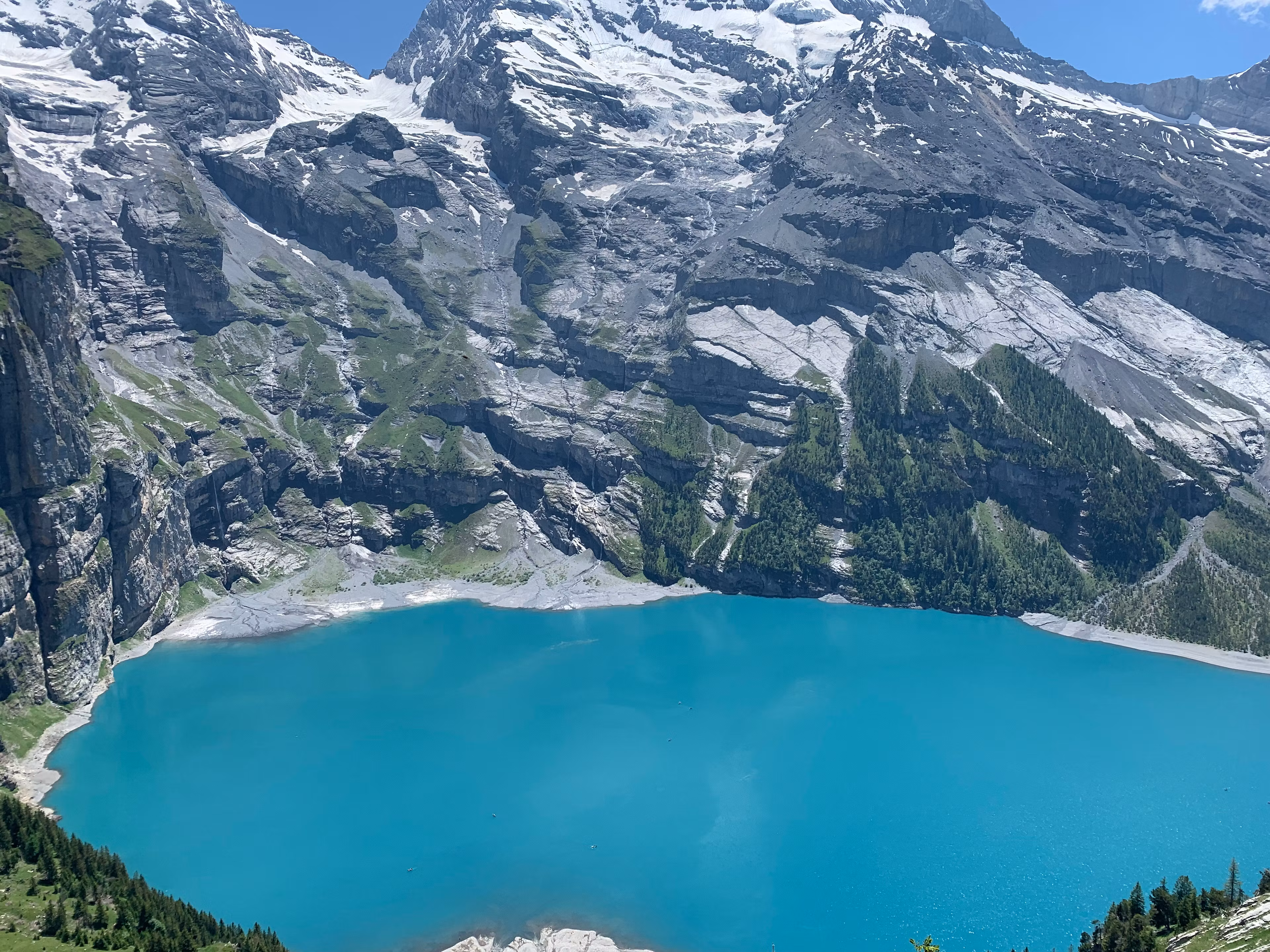 hiking and view in Swiss 🇨🇭