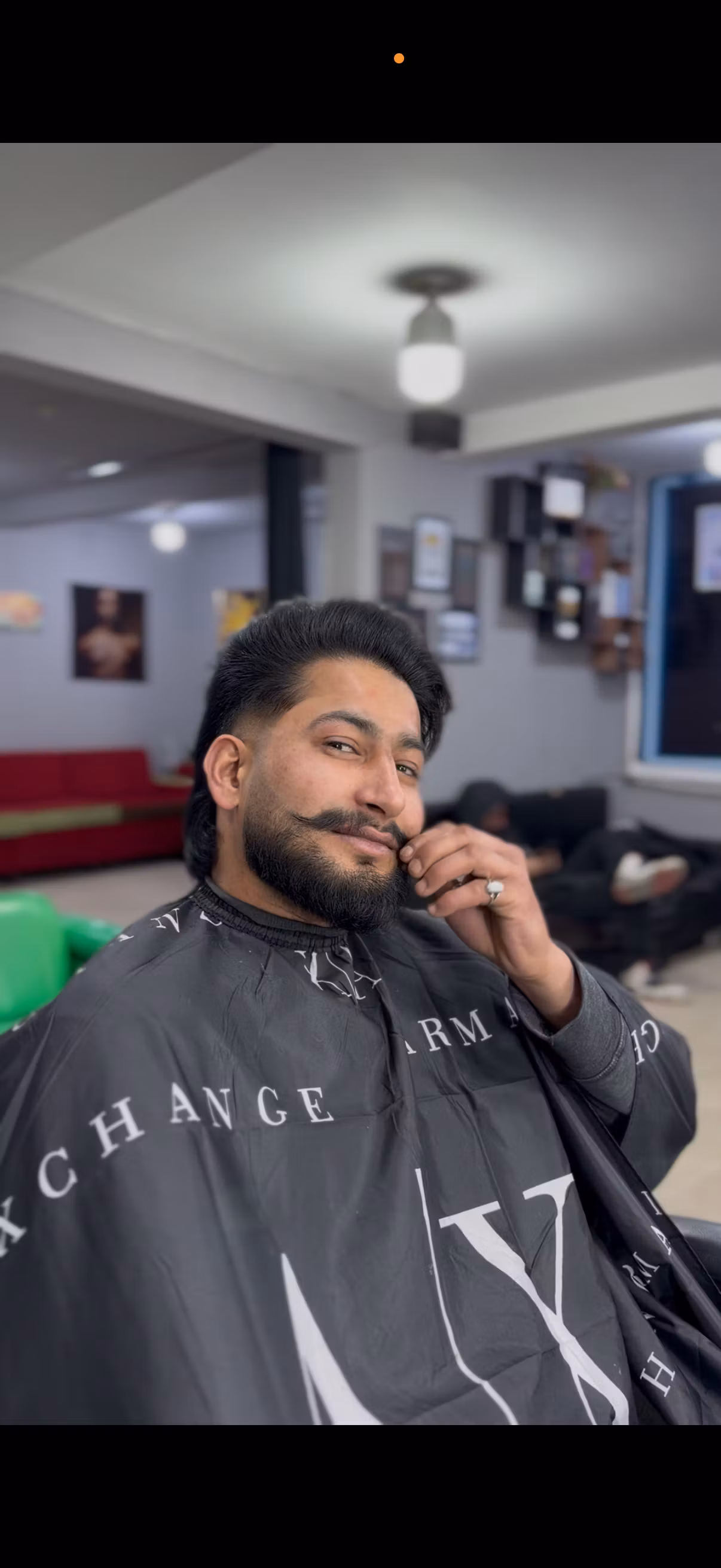 hair saloon 