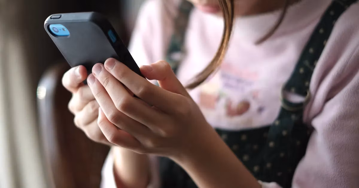 Managing A Child's First Phone Without Constant Battles