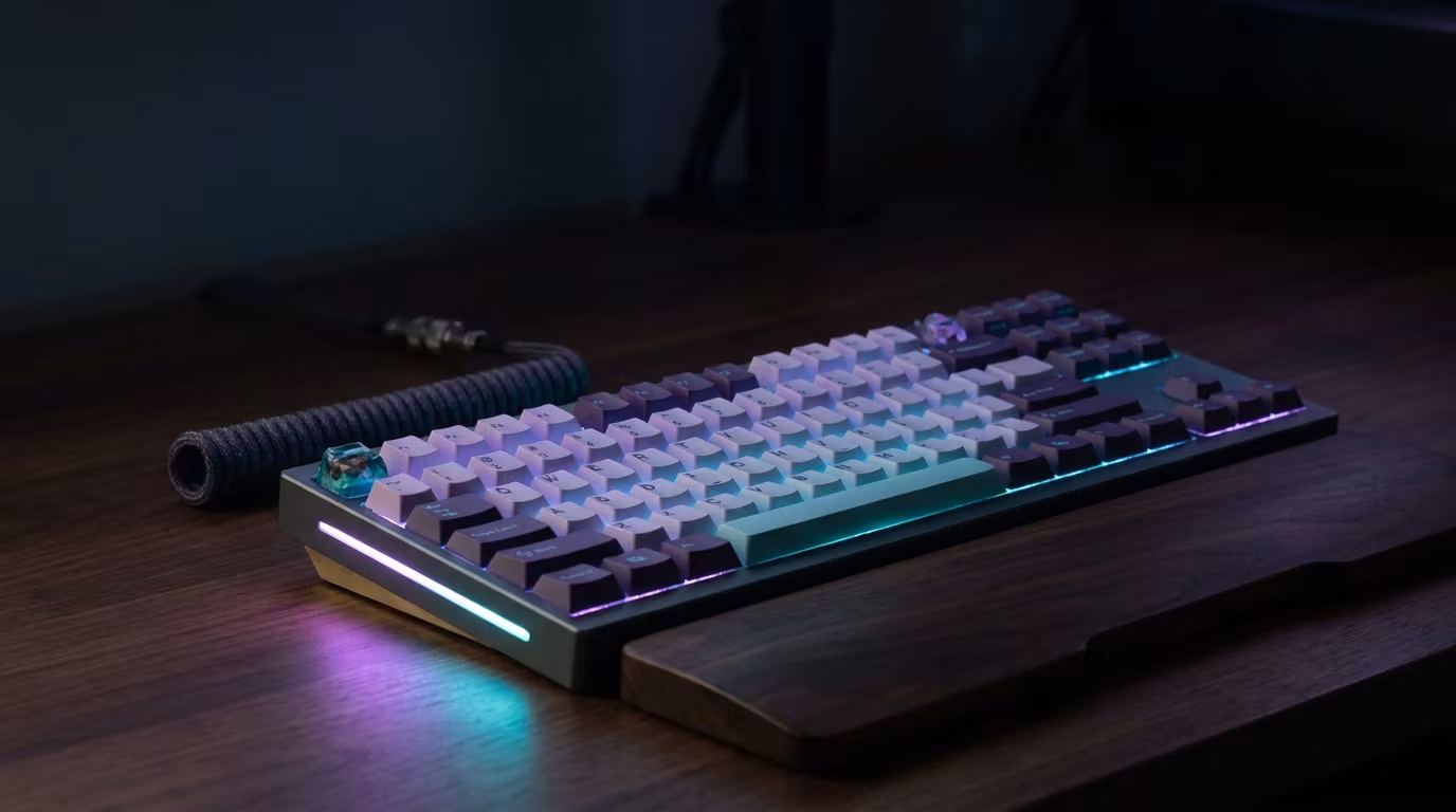 KeyNova Custom Keyboard