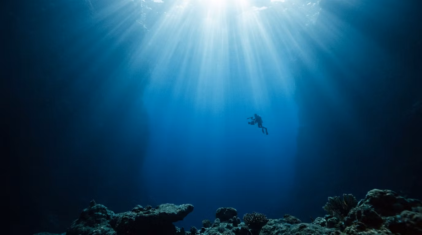 Deep Blue Lens