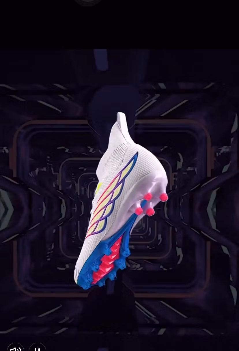 New stock of football shoes 
