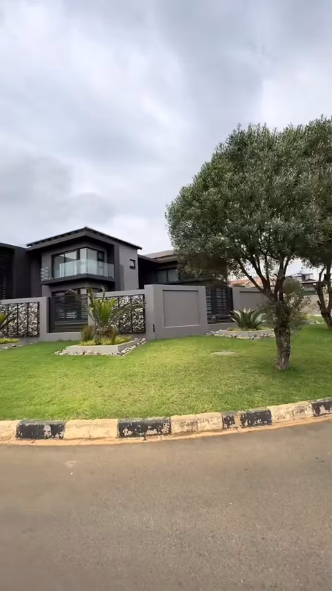 Real Estate Negotiation Pro
