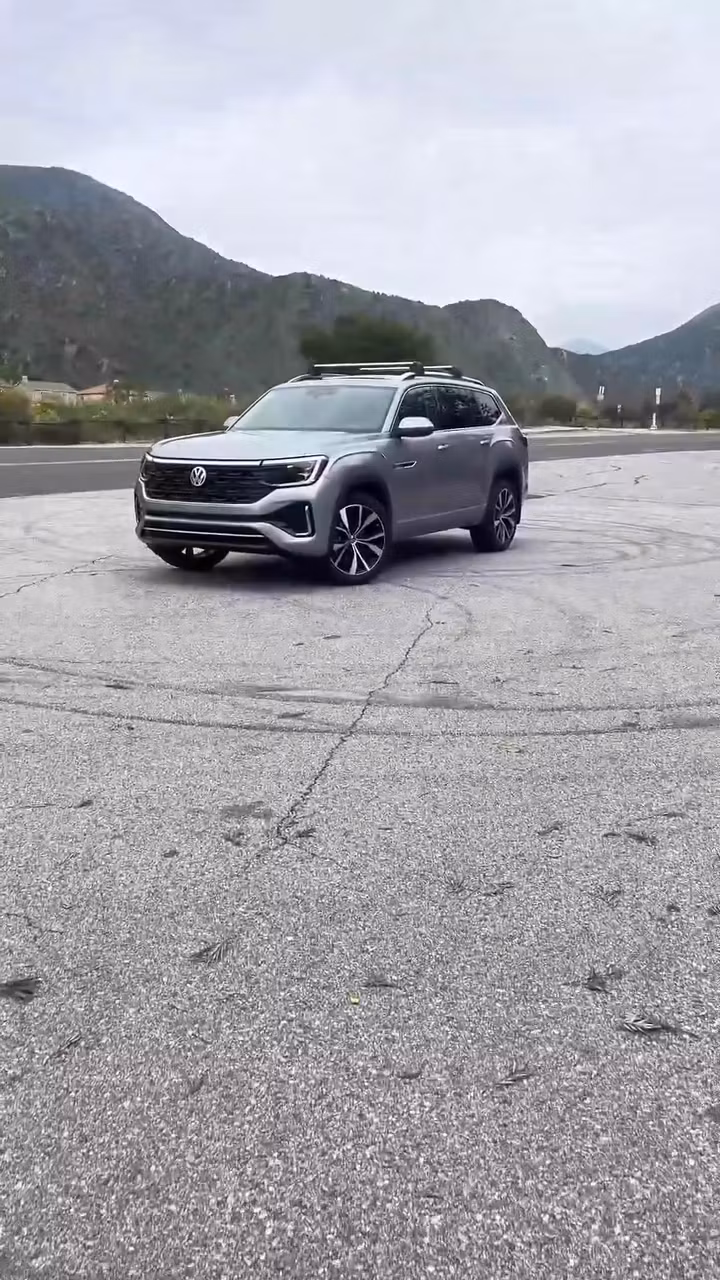 Clip for Covina Volkswagen