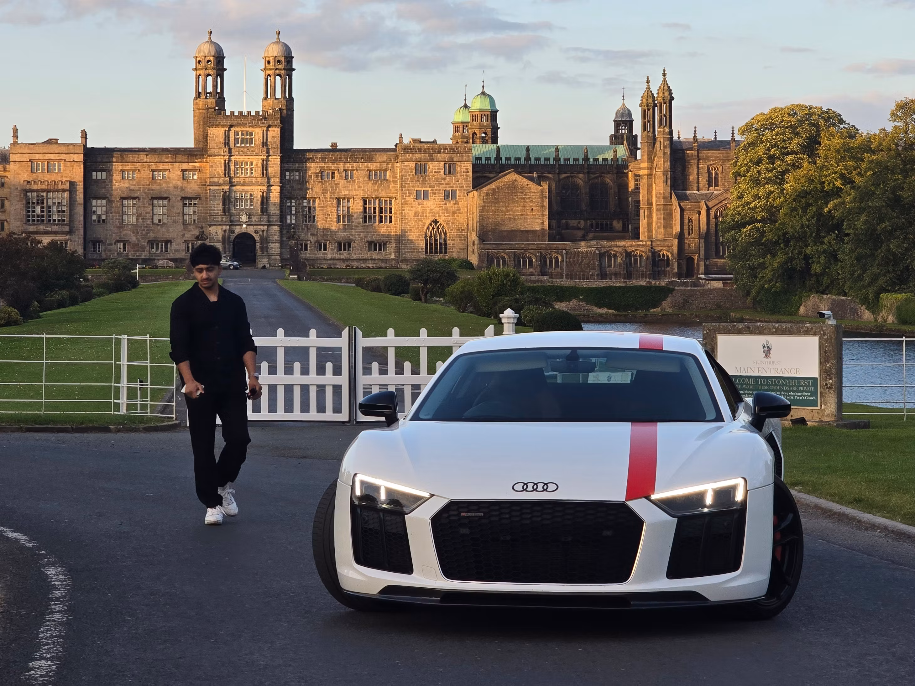 The COMPLETELY FREE Amazon FBA Guide