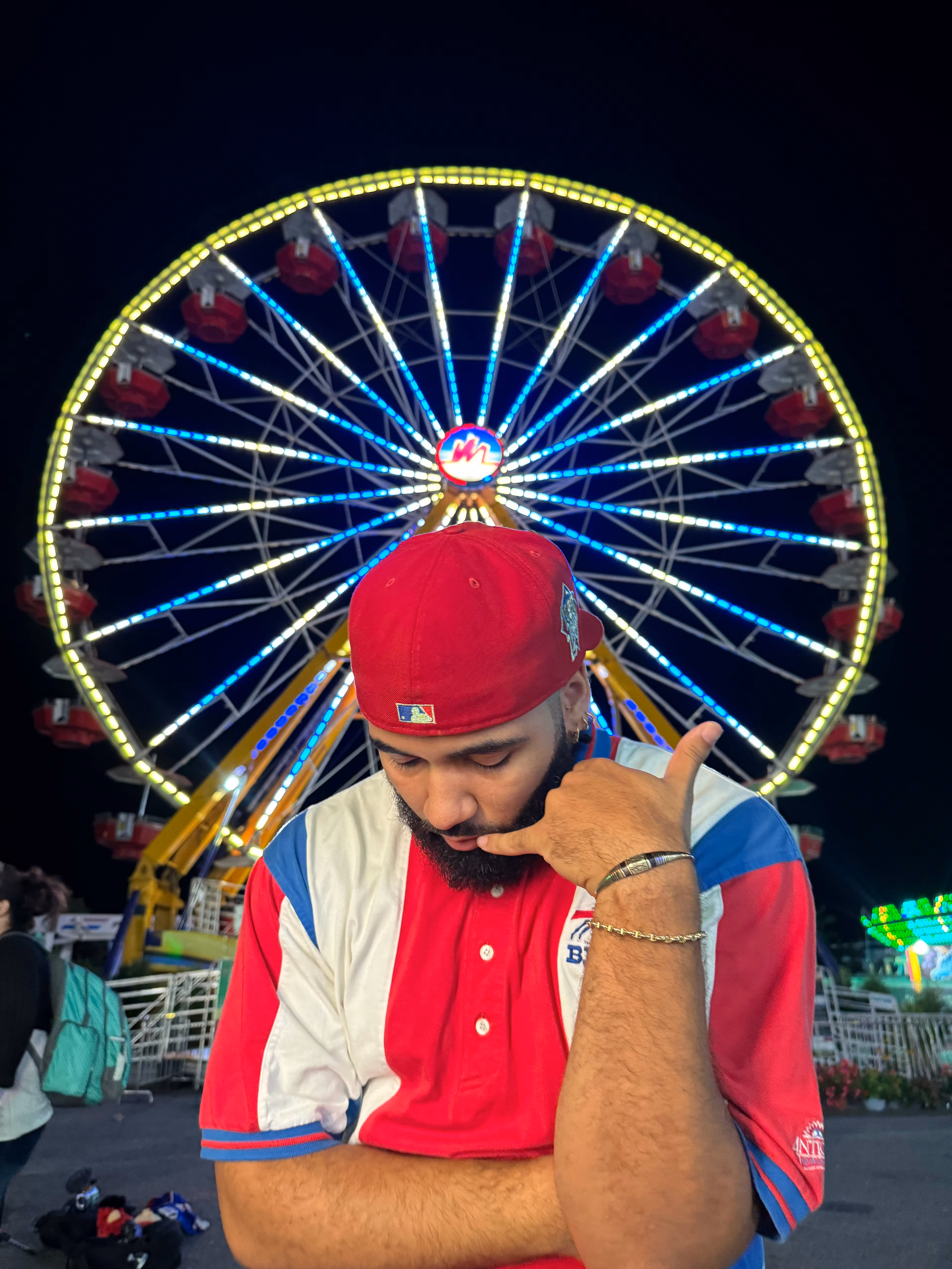 Johnny 2 Phones Clips