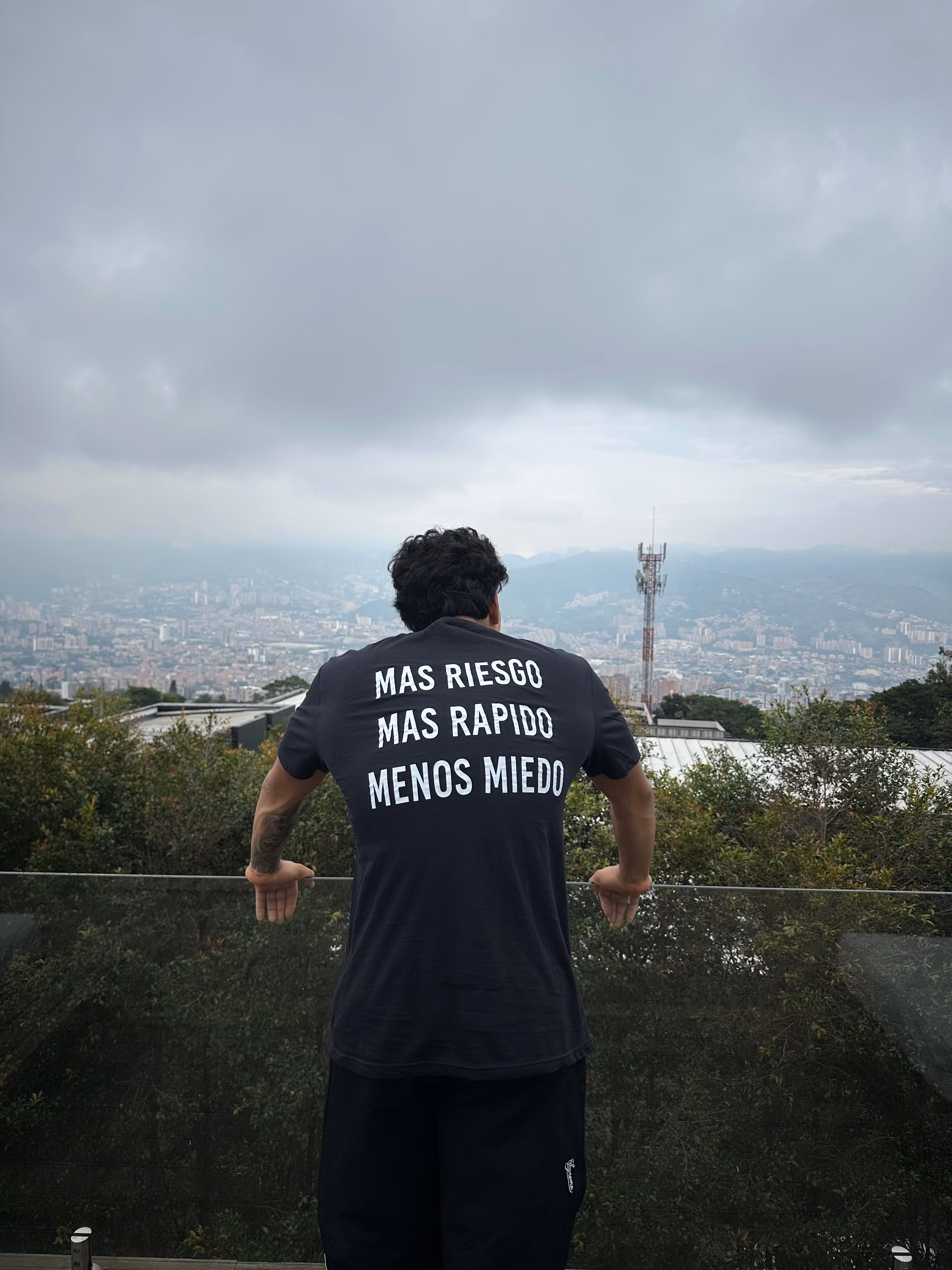 MUSCULOSO Y DEFINIDO 4EVER