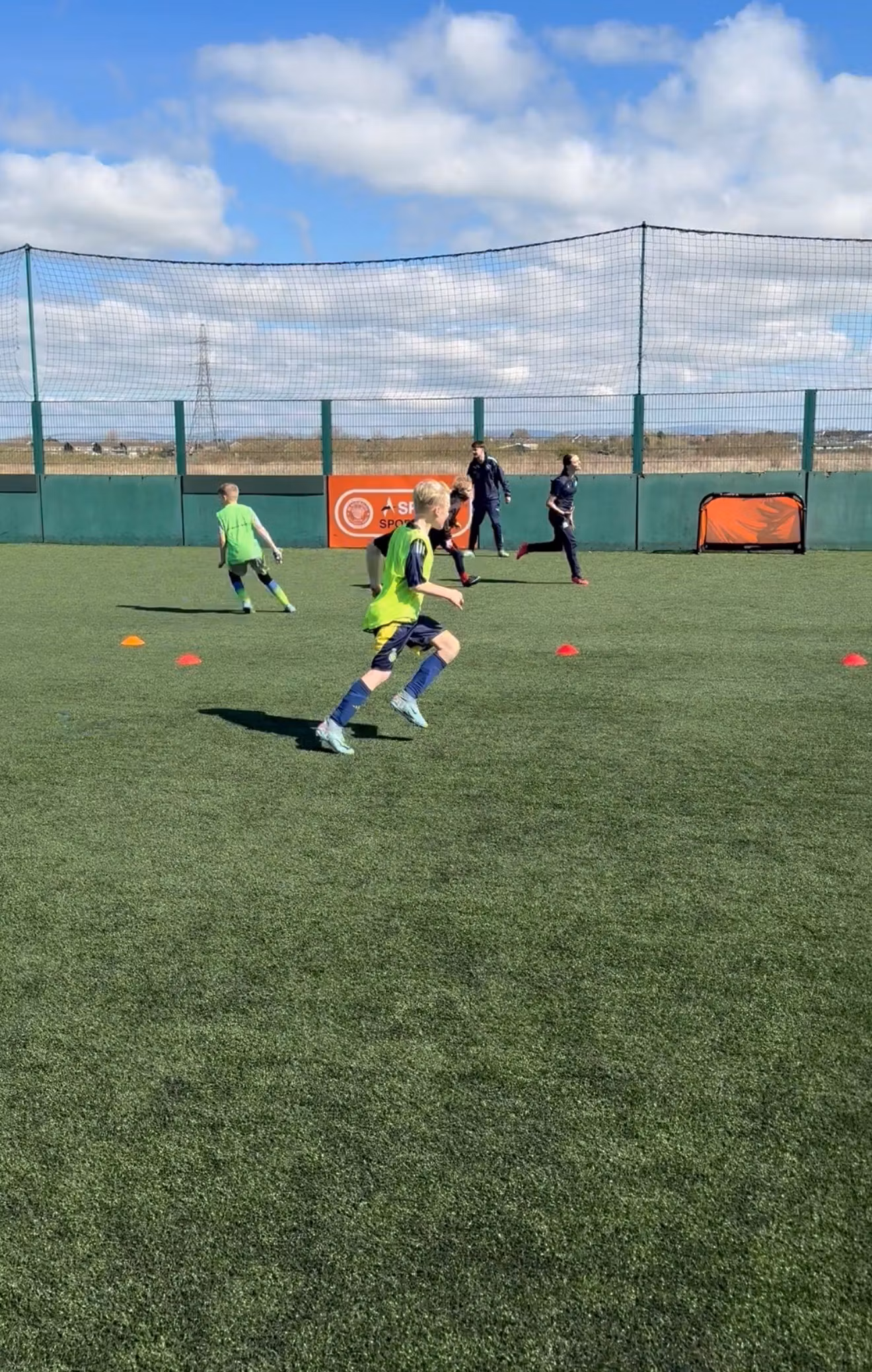 4-8 Group Kids football session