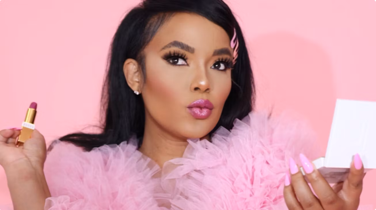 Nichole's Fashion Community