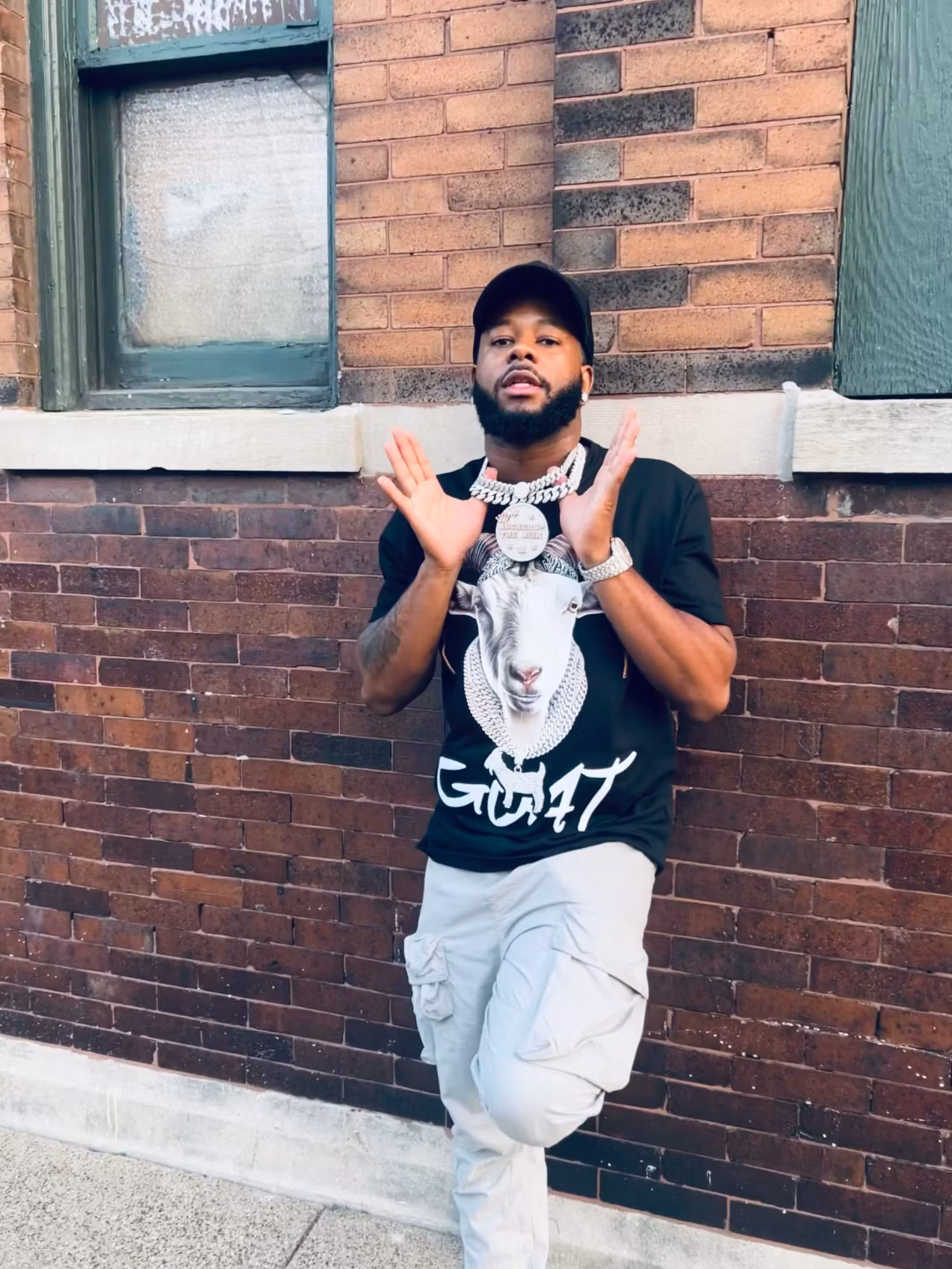 Teezy The Risk Community