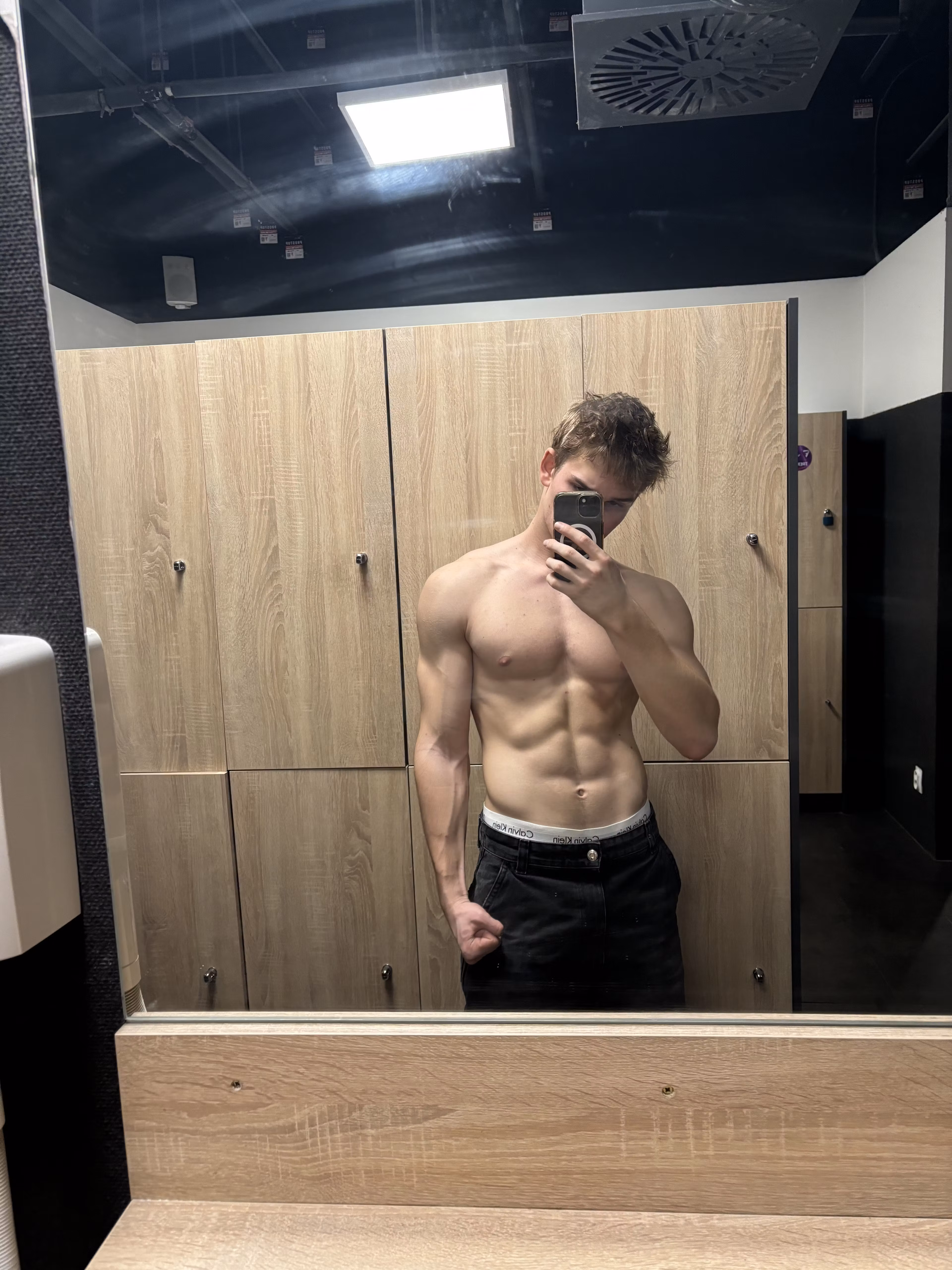 ChrisNansky's aesthetic body