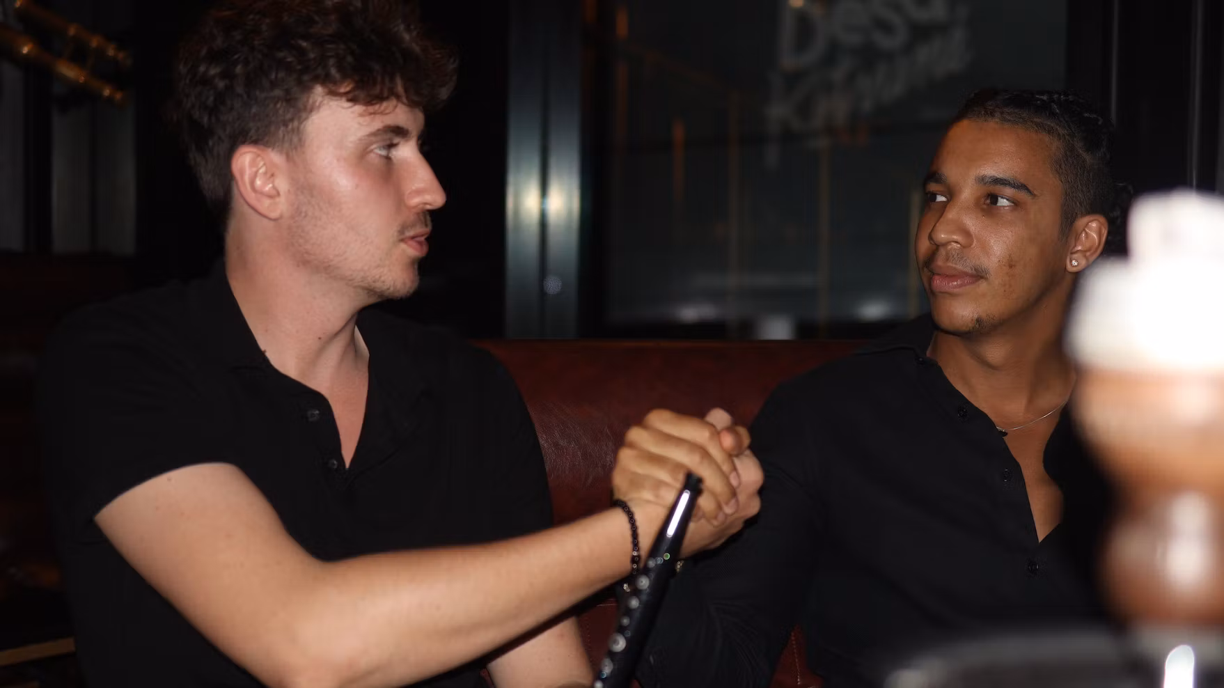 Leon Flows Content Clipping