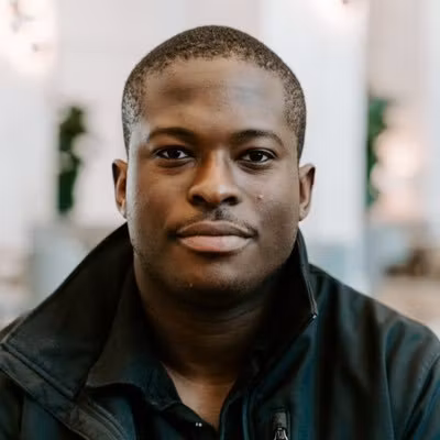 Dennis The iPhone Doctor